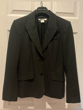 Nygård Collection Pinstripe Blazer - Size 6 - Professional Office Charcoal Black